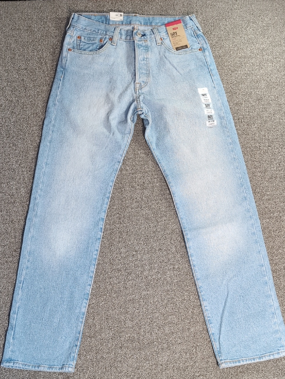 NWT Levi's 501 Original Fit Jeans, 32x32, Light Wash - Stretch Denim - Picture 1 of 10